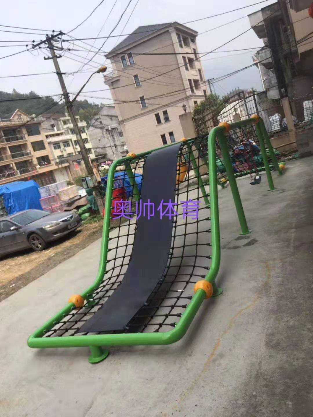 兒童游樂(lè)設(shè)施攀爬